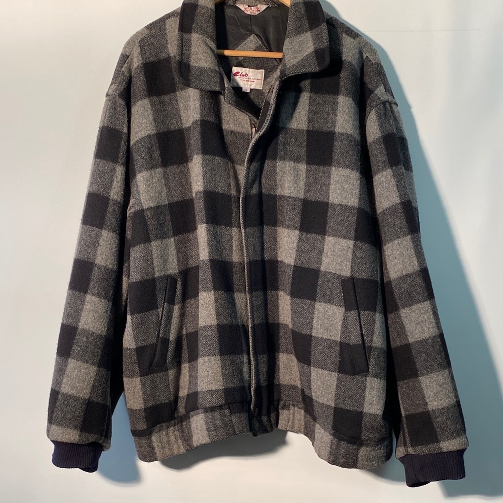 Classic Plaid Men's Jacket in Black and Gray